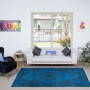 5.3x9 Ft Modern Blue Area Rug made of wool and cotton, Hand-Knotted in Turkey. NTEK1009