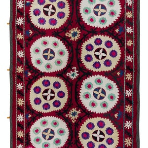 4.6x7 ft Multicolor Silk Embroidery Wall Hanging, Suzani Fabric Bedspread, Old Tablecloth, Asian Inspired Home Decor. NRS193
