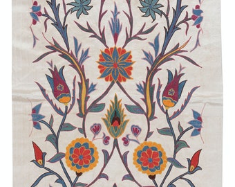 21"x41" Contemporary 100% Silk Wall Hanging with Floral Design, Embroidered Uzbek Tapestry, Uzbek Wall Decor, Suzani Throw. NRS161
