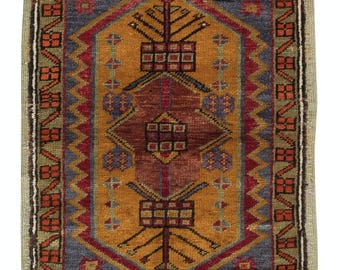 21x38 in Traditional Vintage Handmade Turkish Accent Rug Made of Wool. NTEK2080