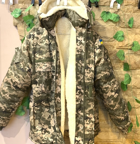 Military winter peacoat with fur , Camouflage Wint
