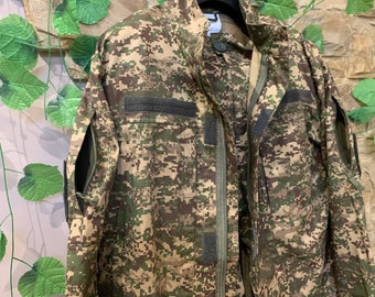 ウクライナ軍の戦闘服、ウクライナ特殊作戦部隊のジャケットと