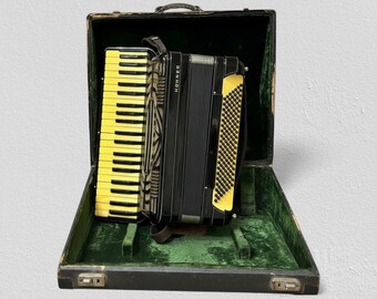 「早い者勝ち」ヴィンテージ アコーディオン レトロ楽器 黒マーブル 音出し確認済 Hohner Tango V アコーディオン – 140 ベース、41 鍵 – ヴィンテージ