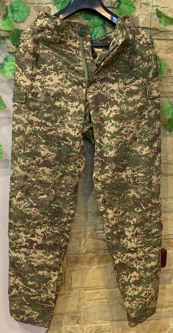 ウクライナ軍の戦闘服、ウクライナ特殊作戦部隊のジャケットと