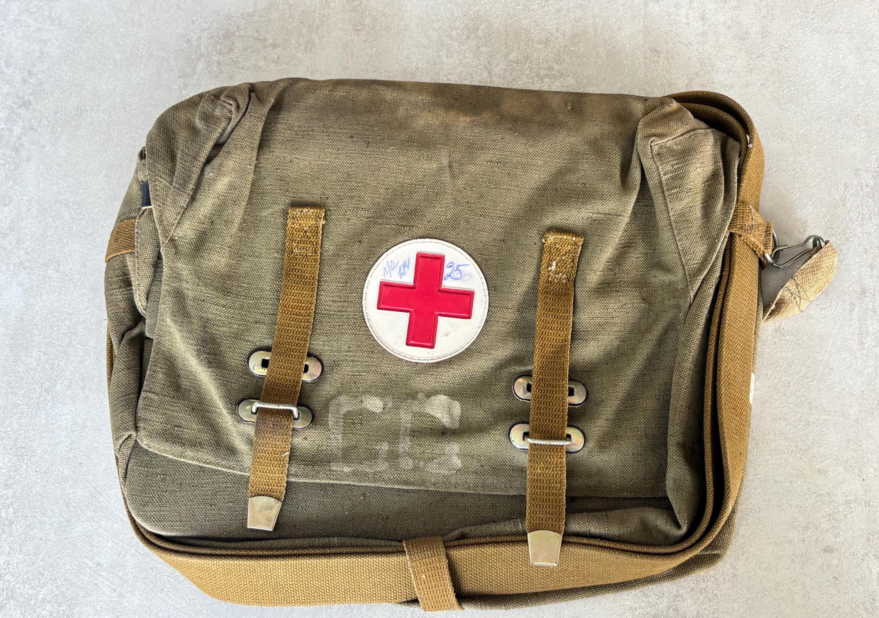 Vintage USSR Army Medic Bag 1980s First Aid Field Canvas Shoulder