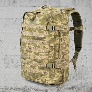 Ukrainsk taktisk ryggsäck 40L “RBI” kamouflage Pixel mm-14 utomhusväska