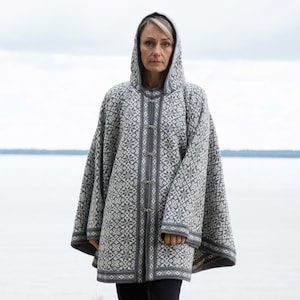 Gray Woolen poncho with Fair Isle pattern Nordic Icelandic cape for cold days on the Buttons Big Hooded Cardigan for Women Woollana Gray