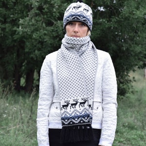 Black & White Scandinavian Scarf with tassels Thick Nordic winter scarf Beautiful winter set  Skiing set with reindeers Woollana