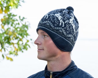 Warme Beanie für Männer und Frauen Gestrickte nordische Wollmütze mit Fair Isle Islandmuster Navy Jacquard Beanie zum Skifahren mit Rentieren