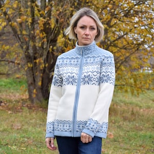 Blue Fair Isle Sweater Knitted Scandinavian Woolen high-neck Cardigan with Nordic Icelandic flower patterns for Women on the zipper Woollana