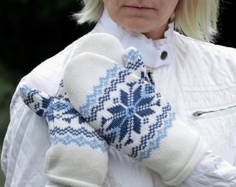 White Mittens for Women Knitted Nordic Woolen Gloves with Blue Fair Isle pattern Beautiful Icelandic jacquard fleece-lined Selbu mittens