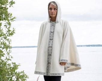 White Woolen poncho with Fair Isle pattern Plain Nordic Icelandic cape on the Norwegian clasps Cozy & Warm Wrap for Women Long mantle coat