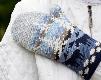 Knitted Nordic Woolen Mittens with White Fair Isle Beautiful Icelandic fleece-lined Mittens with deer landscape scenery patterns Woollana