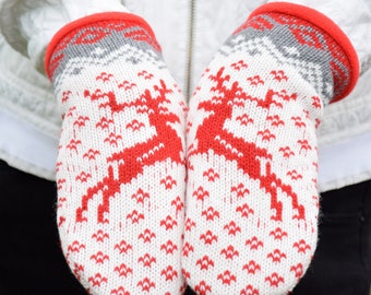 Red Mittens with Deer fleece-lined Nordic woolen Mittens with Fair Isle pattern for women Bright and Beautiful winter Set accessories