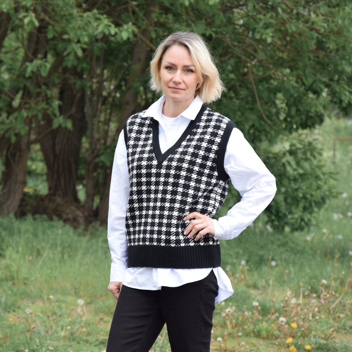 Knitted Vest Jumper Fashionable and High-quality Sweater Black | Etsy