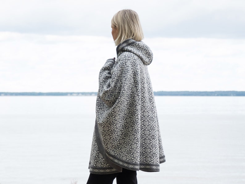 Gray Woolen poncho with Fair Isle pattern Nordic Icelandic cape for cold days on the Buttons Big Hooded Cardigan for Women Woollana image 4