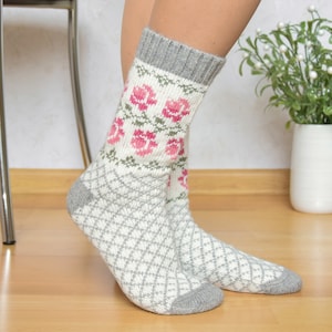 Alpaca Wool Socks with Pink Roses Light Gray Warm Fair Isle socks for home Nordic Icelandic patterns for skiing Scandinavian style Woollana image 2