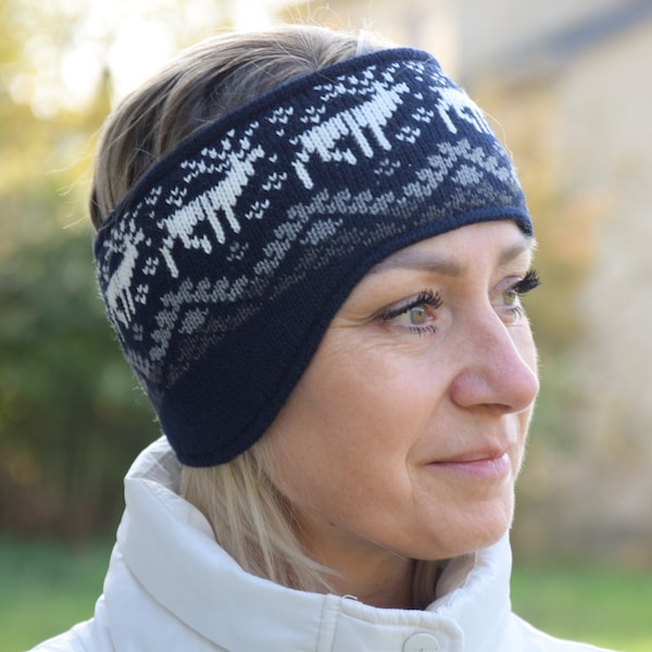 Herren & Frauen Stirnband mit Ohren Nordic Woolen Stirnband mit fair isländischem Muster Navy Jacquard Ohrwärmer mit Rentier Woollana