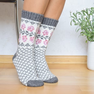 Alpaca Wool Socks with Pink Roses Light Gray Warm Fair Isle socks for home Nordic Icelandic patterns for skiing Scandinavian style Woollana image 6
