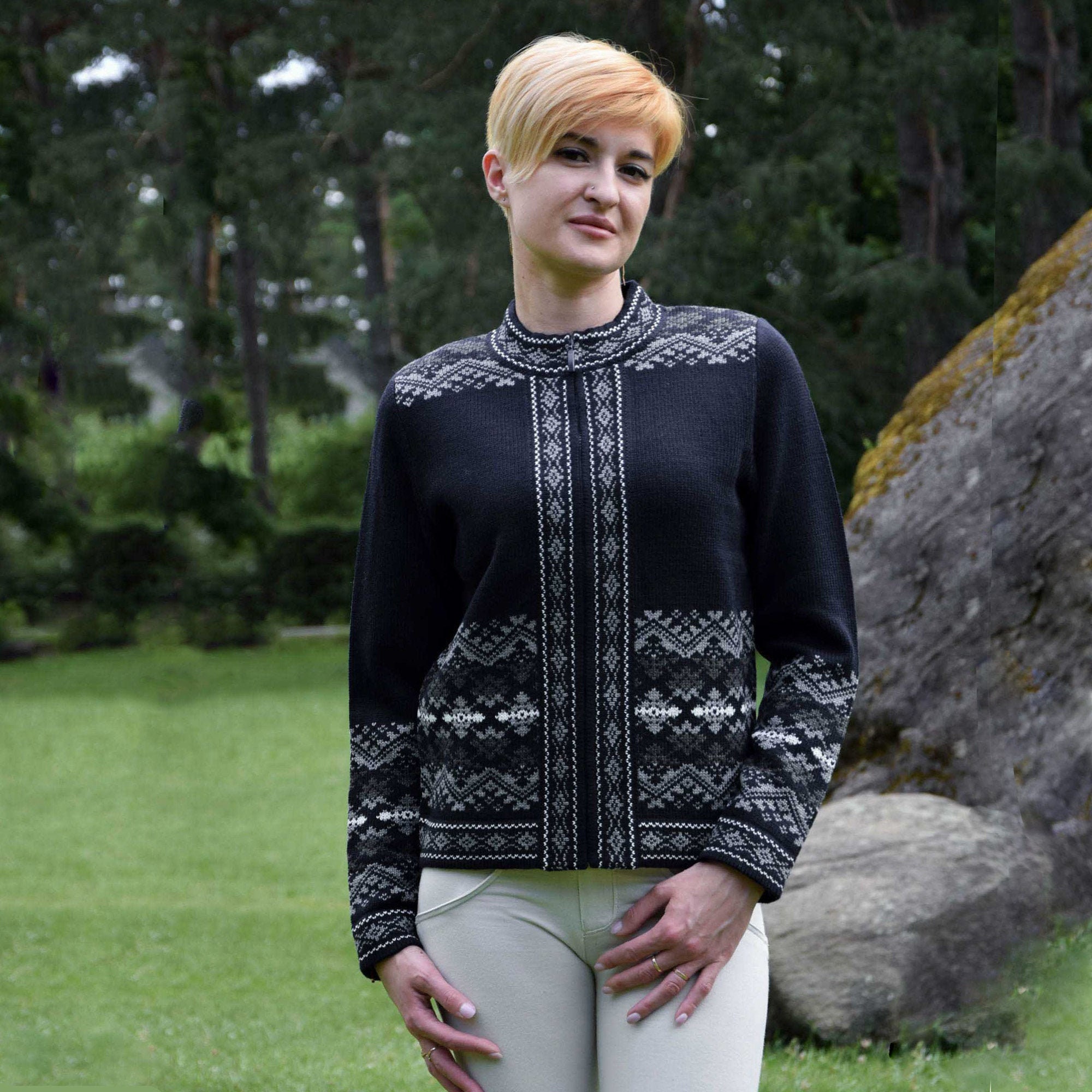 トップス Vintage Navy Nordic Wool Cardigan Navy Woolen Cardigan With Fair Isle Pattern Nordic Icelandic