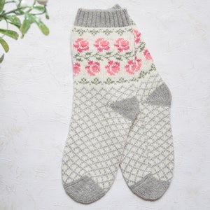 Alpaca Wool Socks with Pink Roses Light Gray Warm Fair Isle socks for home Nordic Icelandic patterns for skiing Scandinavian style Woollana image 3