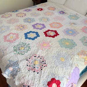 Vintage Grandmother's Flower Garden Quilt | Antique Hand-Stitched Hexagon Patchwork Coverlet, Cutters Quilt, Quilt for Sewing