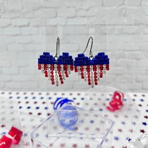 USA American Flag Earrings / Patriotic Earrings / Election Earrings