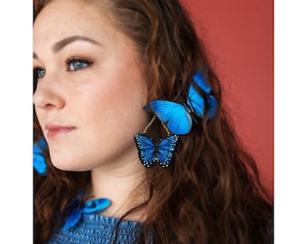 Schmetterling Ohrringe, blaue Morpho Schmetterling Ohrringe, Motten Ohrringe, Hüttenkern Ohrringe, Holzohrringe, Insekten Ohrringe, Apotheker