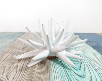 Sea urchin 15 cm Sicilian handmade ceramic white, hedgehog, hedgehog thorns, ring holder, table decoration, home design