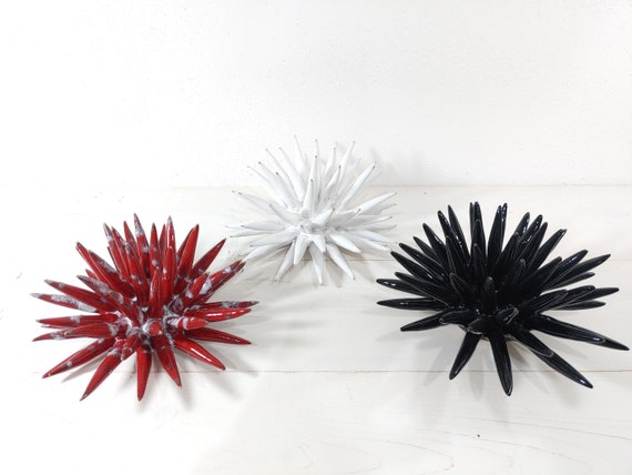 Sicilian handmade ceramic sea urchin, sea urchin, sea thorn pig, quills, ring holder, wall and table decoration