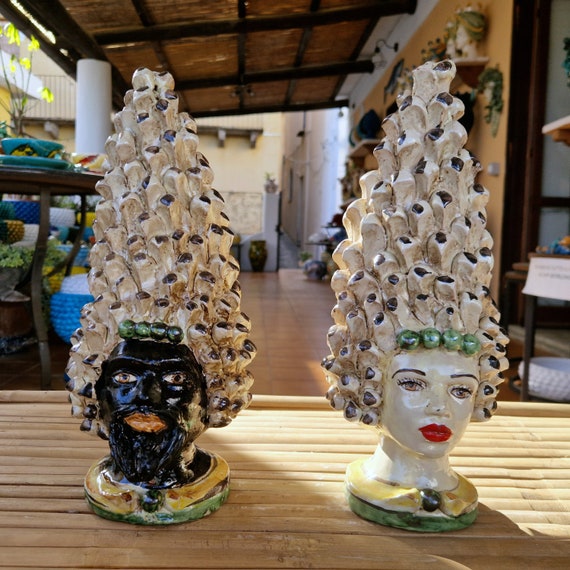 anthropomorphic heads, pine cone, Caltagirone ceramics, Sicilian ceramics, Design, home decoration, unique pieces, craftsmanship, dark brown heads