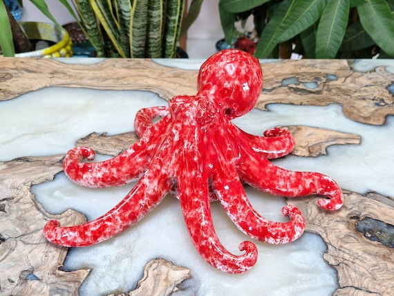 Sicilian artisan ceramic octopus, Sicilian ceramics, ceramic octopus, octopus, Caltagirone ceramics, design, handmade