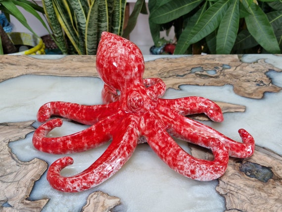 Sicilian artisan ceramic octopus, Sicilian ceramics, ceramic octopus, octopus, Caltagirone ceramics, design, handmade