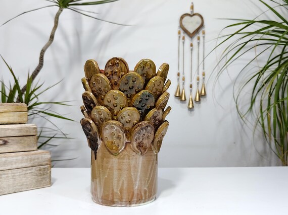 Caltagirone handcrafted ceramic vase with prickly pear blades, centerpiece, handcrafted ceramic, artistic ceramic