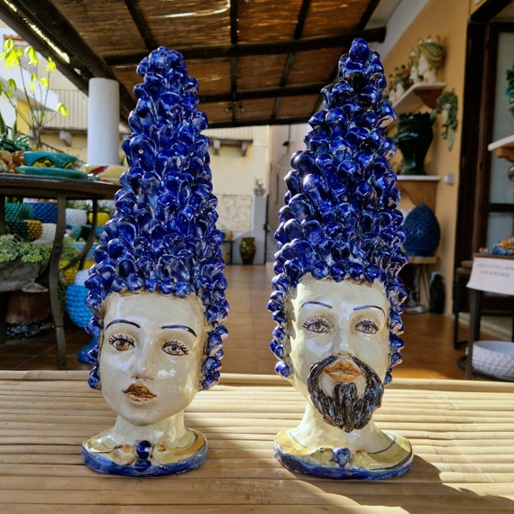 anthropomorphic heads, pine cones, Caltagirone ceramics, Sicilian ceramics, Design, home decoration, unique pieces, craftsmanship, dark brown heads