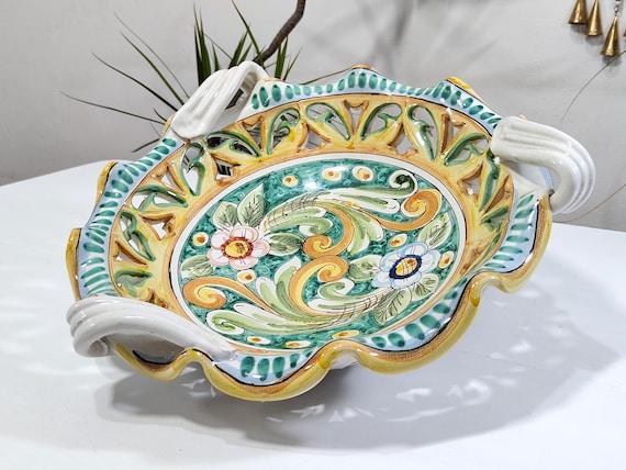 Large Sicilian ceramic centerpiece, handcrafted, Caltagirone ceramic, unique piece, table decoration, home decor, tray, bowl.