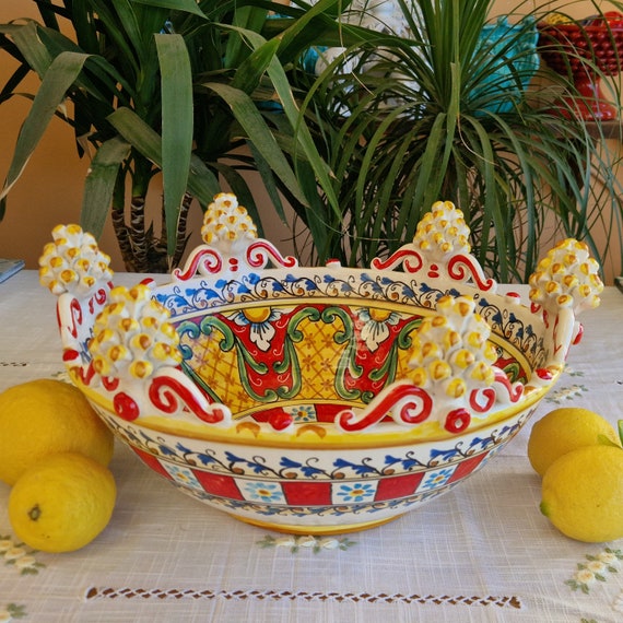 Sicilian artisan ceramic centerpiece, Caltagirone Ceramics, centerpiece, artisan ceramic, artistic ceramic.