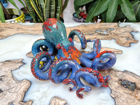 Sicilian artisan ceramic octopus, Sicilian ceramics, ceramic octopus, octopus, Caltagirone ceramics, design, handmade