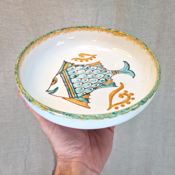 21.5 cm handmade Sicilian ceramic soup plates from S. Stefano di Camastra, plate, saucer, tray, cup.
