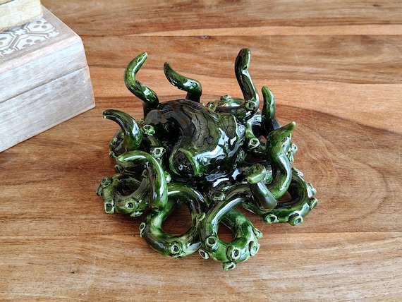 Sicilian handcrafted ceramic octopus, Sicilian ceramic, ceramic octopus, octopus, Caltagirone ceramic, design, handmade