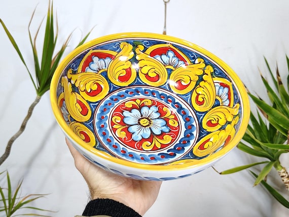 Medium bowl 25 cm, centerpiece, bowls, trays, appetizer dishes, salad bowl, tureen, Sicilian Caltagirone ceramics, handcrafted