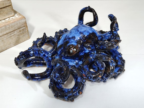 Sicilian handcrafted ceramic octopus, unique pieces, Sicilian ceramics, ceramic octopus, octopus, Caltagirone ceramics, design, handmade