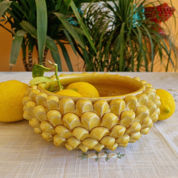Centerpiece 24 cm bowl Half Pigna Sicilian Ceramic Caltagirone cm Artisan made entirely by hand