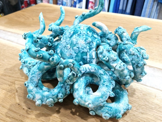 Sicilian artisan ceramic octopus, unique pieces, Sicilian ceramics, ceramic octopus, octopus, Caltagirone ceramics, design, handmade