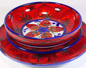 Servizio di piatti 18 pezzi in ceramica Eoliana Siciliana nome decoro Caratteristico, fatto a mano,per la tavola,colorato,dipinto a mano