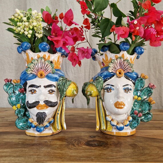 Moor's heads h26, vases, Caltagirone ceramics, Sicilian ceramics, Design, home decoration, handmade, unique pieces, craftsmanship.
