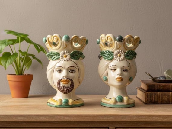 Sicilian handcrafted h20 Moor's heads, vases, Caltagirone ceramics, Design, home decoration, Sicilian craftsmanship, faces, vases.