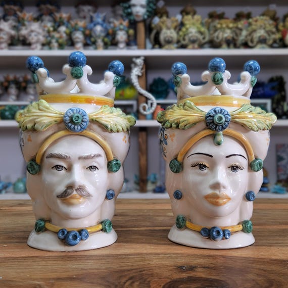 handcrafted Sicilian dark brown heads h20, vases, Caltagirone ceramics, Design, home decoration, Sicilian craftsmanship, faces, vases.