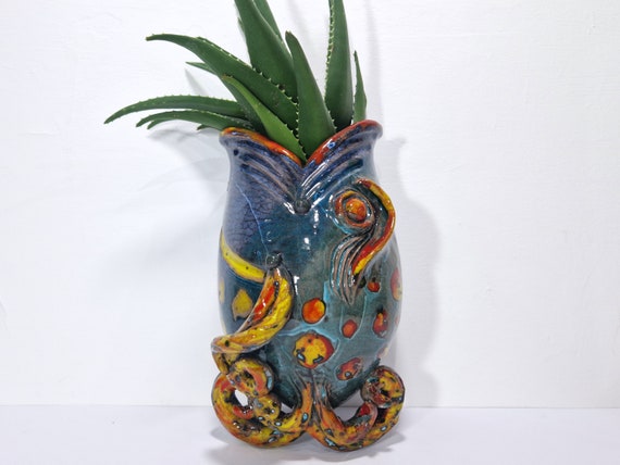entirely handcrafted ceramic fish vase, original in Sicilian Caltagirone ceramic, handmade, craftsmanship, Caltagirone