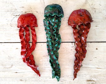 Sicilian handcrafted ceramic jellyfish, unique pieces, Sicilian ceramics, ceramic jellyfish, Caltagirone ceramics, design, handmade